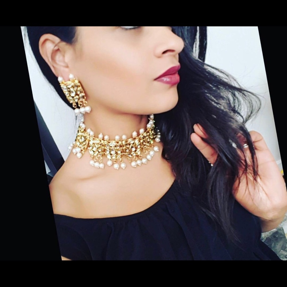 Kundan choker